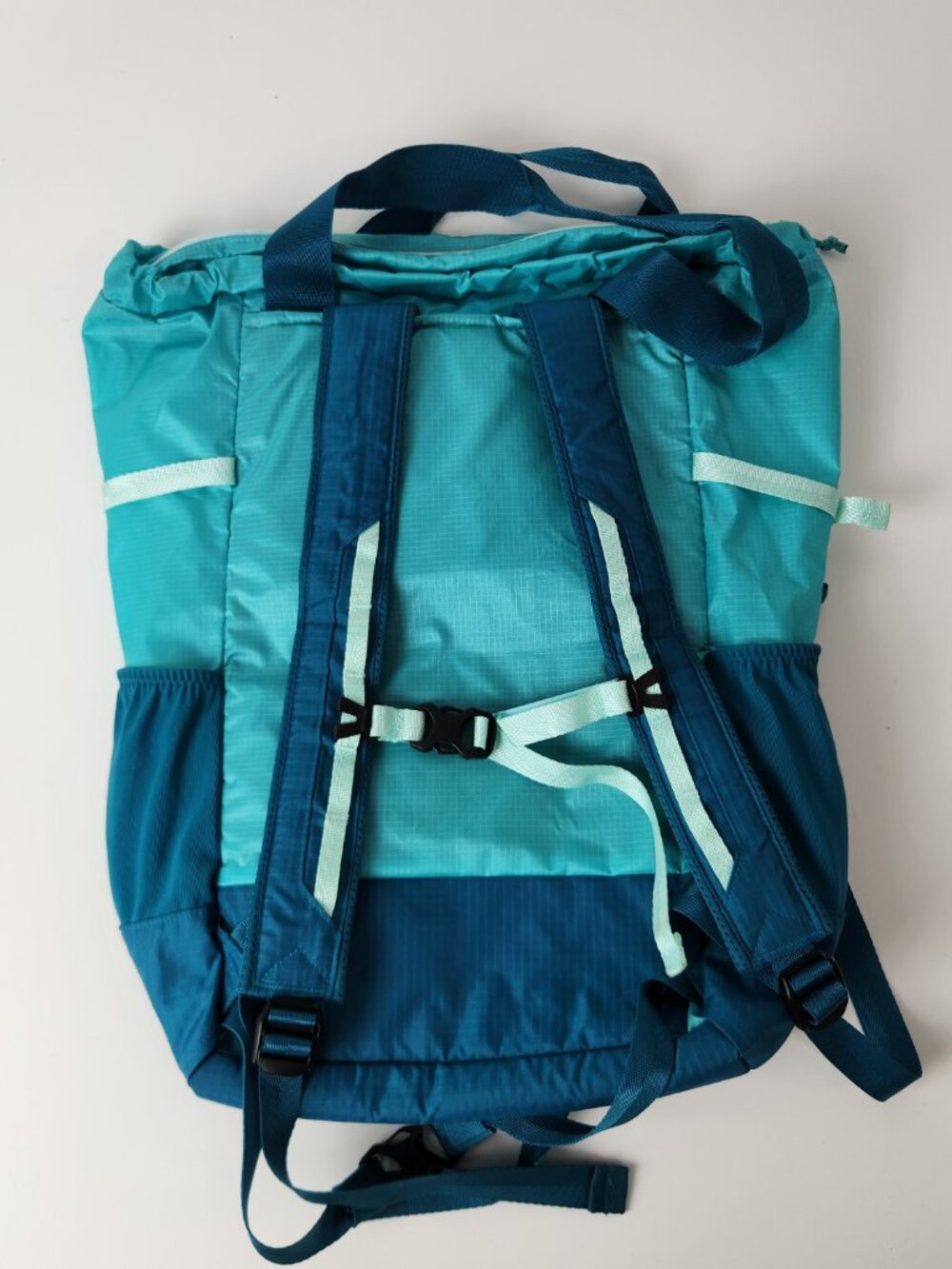 Patagonia Backpack Light Blue Lightweight Travel Tote Pack Packable STY48808 - Picture 5 of 16